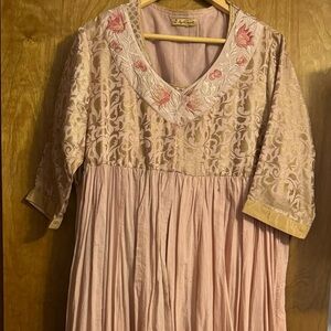 Light peach embroidered 2 piece long April Cornell dress & jacket size Large
